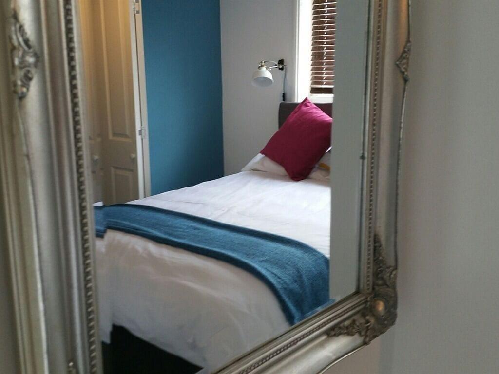 Guest House 34 Sweet Carolines Poole Eksteriør billede