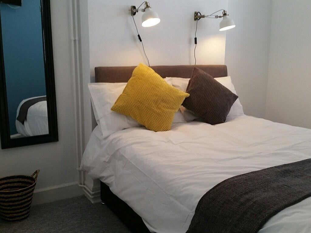 Guest House 34 Sweet Carolines Poole Eksteriør billede